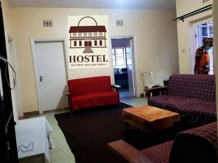 Pinkroses Gardens Hostel Найроби Экстерьер фото